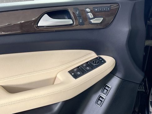 Used 2019 Mercedes-Benz GLS 450 image 18