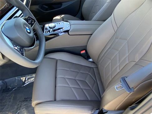 New 2025 BMW 530i image 19