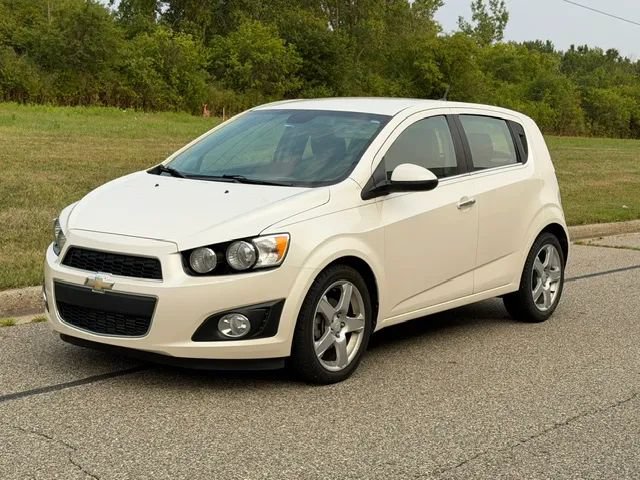 Used 2013 Chevrolet Sonic LTZ FWD image 5