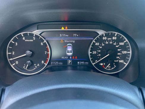 Used 2025 Nissan Altima 2.5 SR image 37