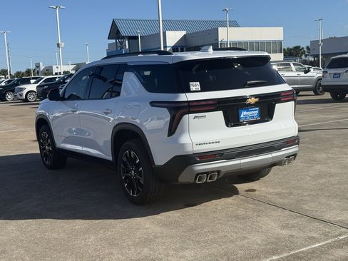New 2026 Chevrolet Traverse LT image 14