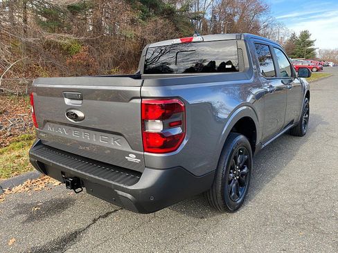 Certified 2024 Ford Maverick Lariat w/ Black Appearance Package image 7