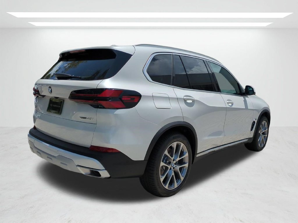 New 2026 BMW X5 xDrive40i w/ Parking Assistance Package AWD/4WD image 4