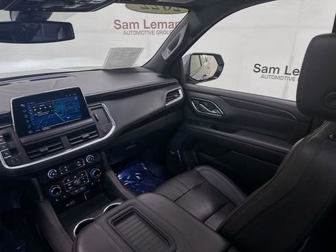 Used 2022 Chevrolet Suburban RST w/ Luxury Package image 25