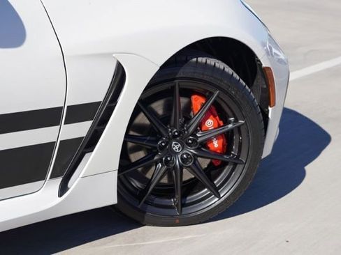 Used 2024 Toyota GR86 TRUENO Edition image 9