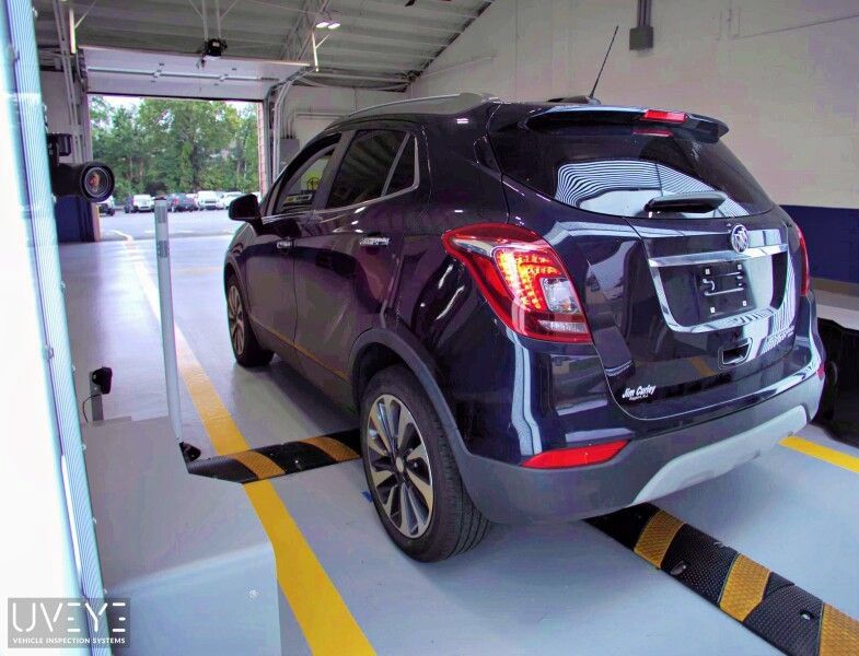 Used 2022 Buick Encore Preferred w/ Safety Package AWD/4WD image 4