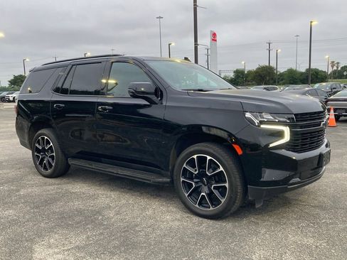 Used 2023 Chevrolet Tahoe RST w/ Luxury Package RWD image 3