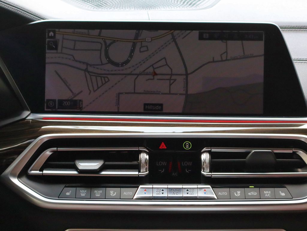 Used 2020 BMW X5 xDrive40i w/ Executive Package AWD/4WD image 27