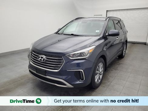 Used 2018 Hyundai Santa Fe SE image 1