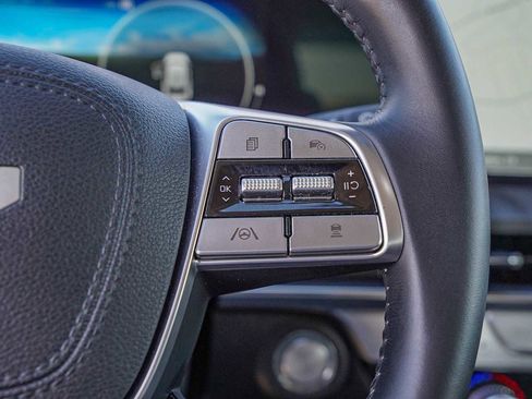 Certified 2024 Kia Telluride SX w/ Towing Package image 14