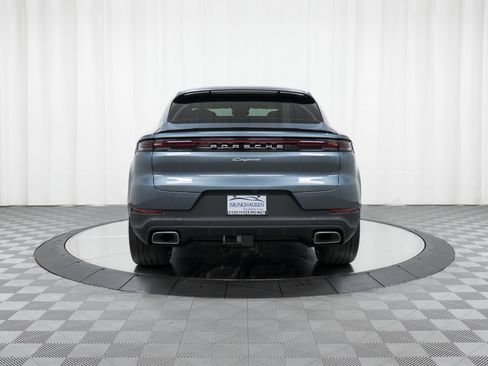New 2026 Porsche Cayenne Coupe AWD/4WD image 6