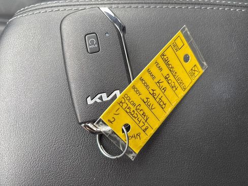 Certified 2024 Kia Seltos EX AWD/4WD image 37