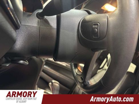 Used 2018 Jeep Grand Cherokee Limited image 11