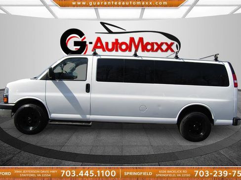 Used 2019 Chevrolet Express 3500 LT w/ LT Preferred Equipment Group image 8