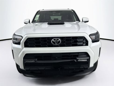 Certified 2025 Toyota 4Runner TRD Sport image 9