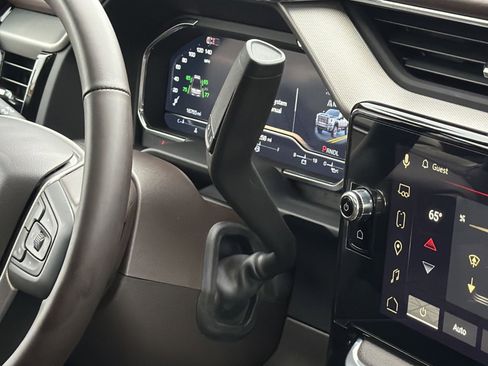 Used 2024 GMC Sierra 2500 Denali w/ Denali Reserve Package image 22