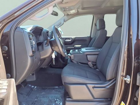 Used 2020 Chevrolet Silverado 1500 Custom w/ Custom Value Package AWD/4WD image 14