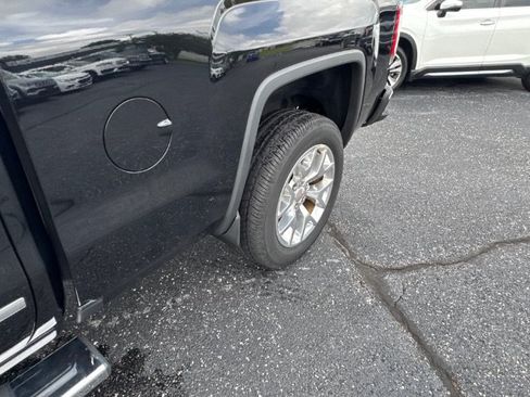 Used 2017 GMC Sierra 1500 SLT w/ SLT Premium Package AWD/4WD image 10