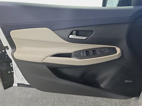 New 2026 Nissan Sentra SL w/ Floor Mat Package FWD image 24