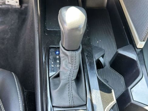 Used 2025 Toyota Camry XSE image 27