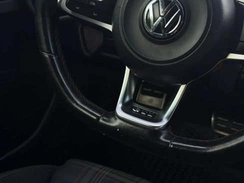 Used 2015 Volkswagen GTI S FWD image 22