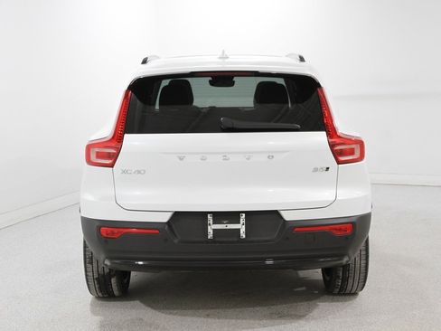 Used 2023 Volvo XC40 B5 Plus w/ Driver Assist Package image 19