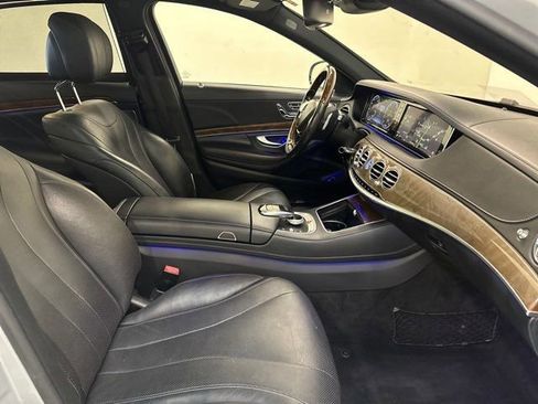 Used 2016 Mercedes-Benz S 550 4MATIC Sedan image 36