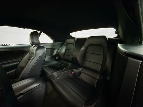 Used 2016 Ford Mustang GT Premium image 23