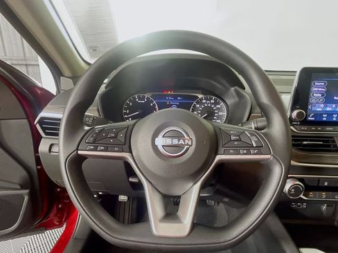 New 2026 Nissan Altima 2.5 SV FWD image 8