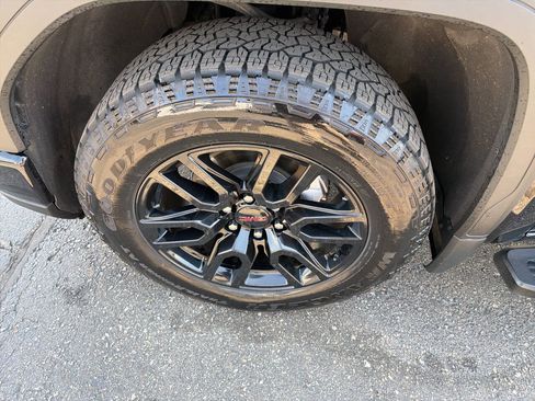 Used 2023 GMC Sierra 1500 Elevation AWD/4WD image 14