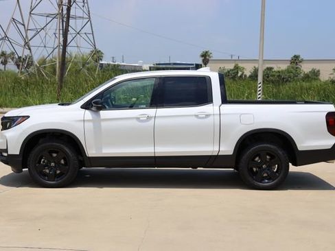 New 2026 Honda Ridgeline Black Edition image 5