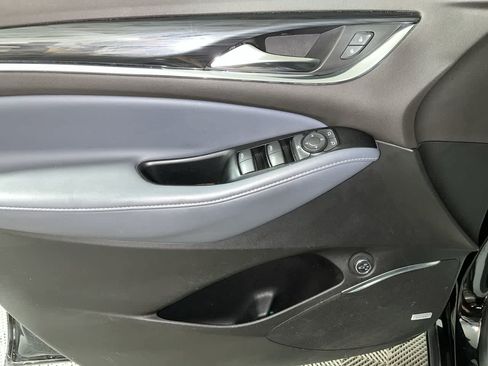 Used 2023 Buick Enclave Essence w/ Experience Buick Package FWD image 13