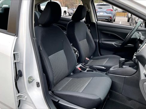 Used 2024 Nissan Versa S w/ Trunk Package image 8