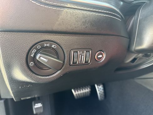 Used 2021 Dodge Charger SRT Hellcat RWD image 30