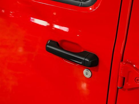 Used 2022 Jeep Gladiator Sport AWD/4WD image 46
