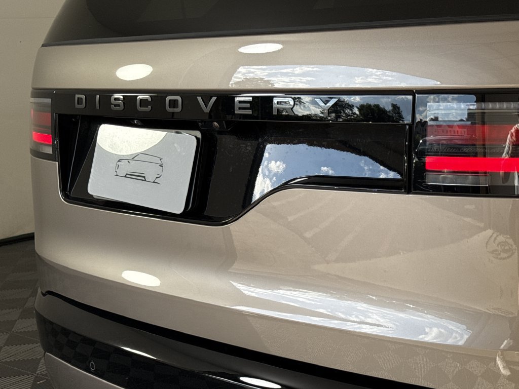 New 2026 Land Rover Discovery Dynamic SE AWD/4WD image 7