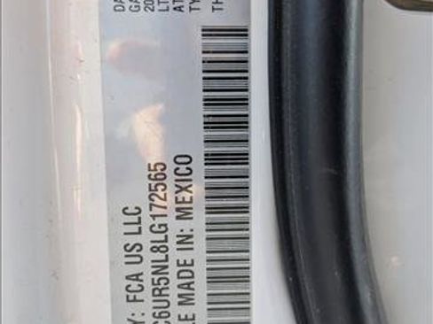 Used 2020 RAM 2500 Laramie w/ Night Edition image 15