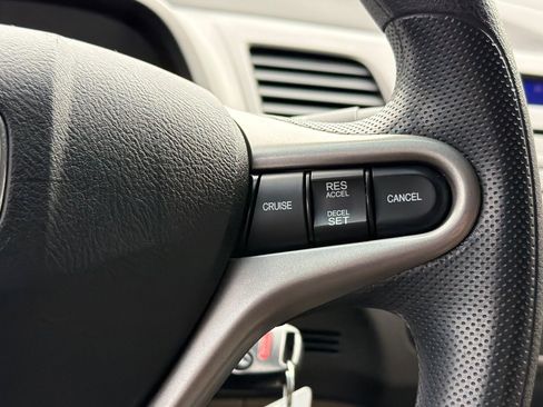 Used 2010 Honda Civic LX image 24
