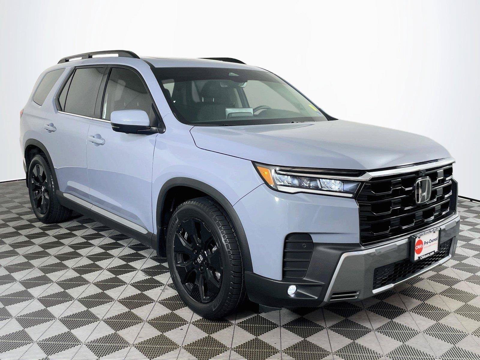 Used 2026 Honda Pilot image 1