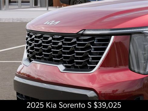 Used 2025 Kia Sorento S AWD/4WD image 12