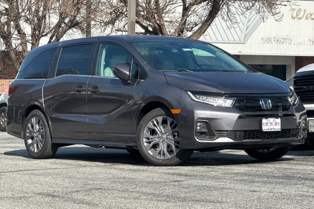 New 2026 Honda Odyssey Touring image 2