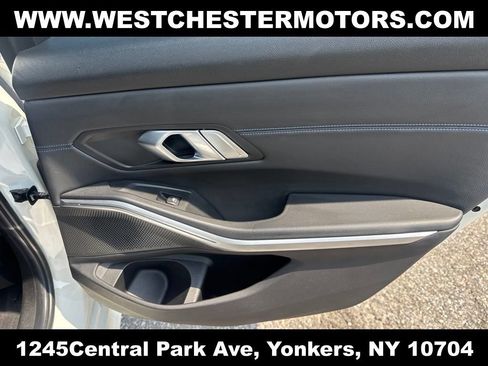 Used 2019 BMW 330i xDrive Sedan w/ M Sport Package AWD/4WD image 18