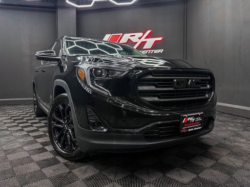 Used 2019 GMC Terrain SLT w/ Preferred Package image 1