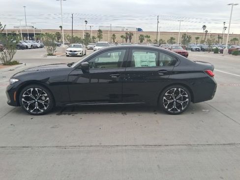 New 2026 BMW 330i Sedan w/ M Sport Package RWD image 3