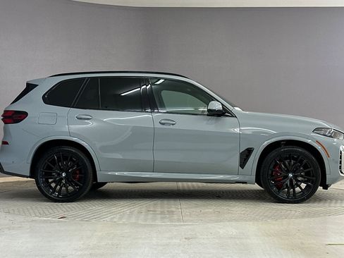 New 2026 BMW X5 sDrive40i w/ M Sport Package image 8