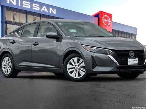 Certified 2025 Nissan Sentra S FWD image 1