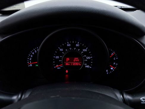 Used 2016 Kia Soul image 19