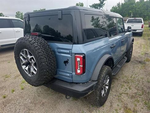Used 2025 Ford Bronco Badlands AWD/4WD image 4