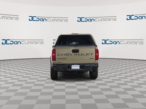 Used 2022 Chevrolet Colorado ZR2 w/ ZR2 Dusk Special Edition AWD/4WD image 7
