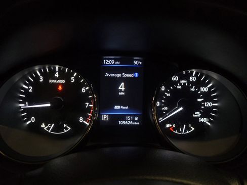 Used 2019 Nissan Rogue SV image 23